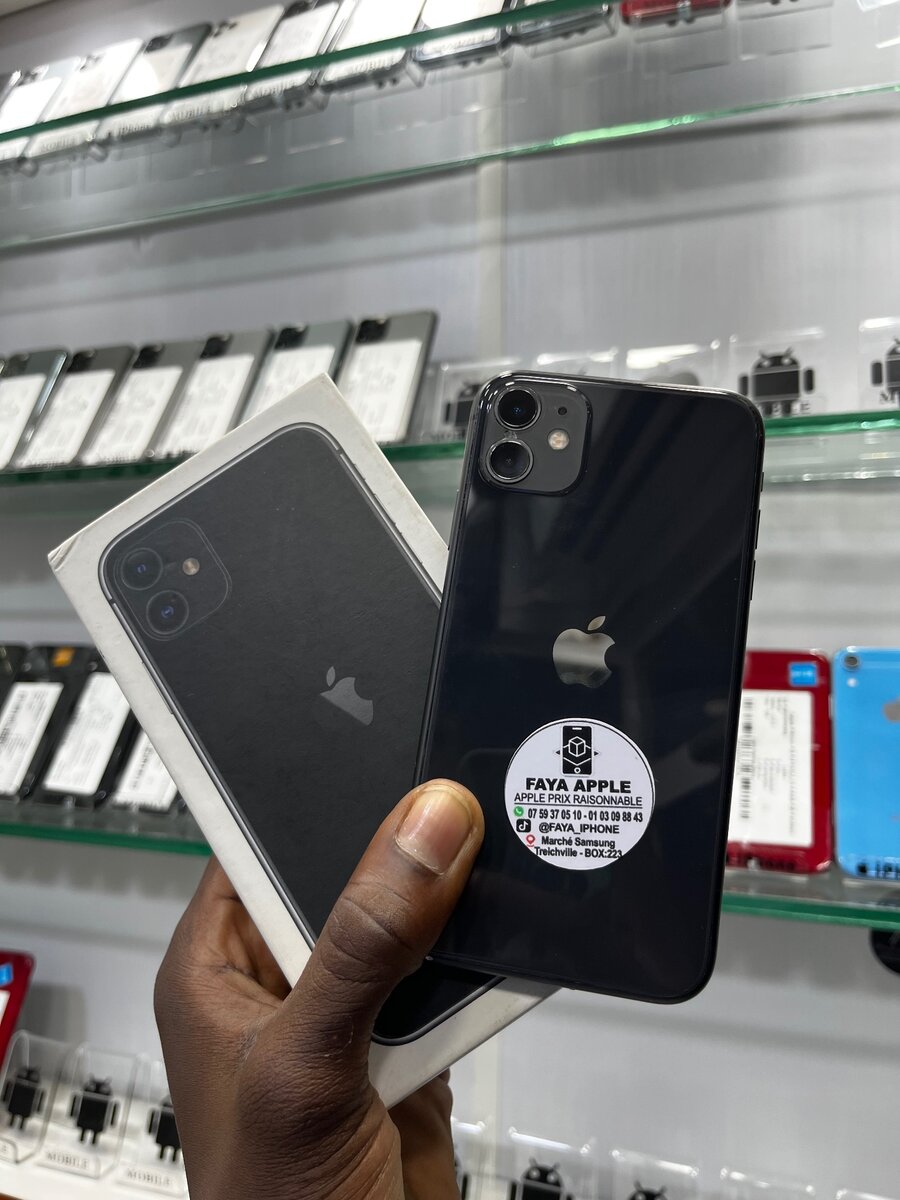 iPhone 11simple 64go avec carton noir