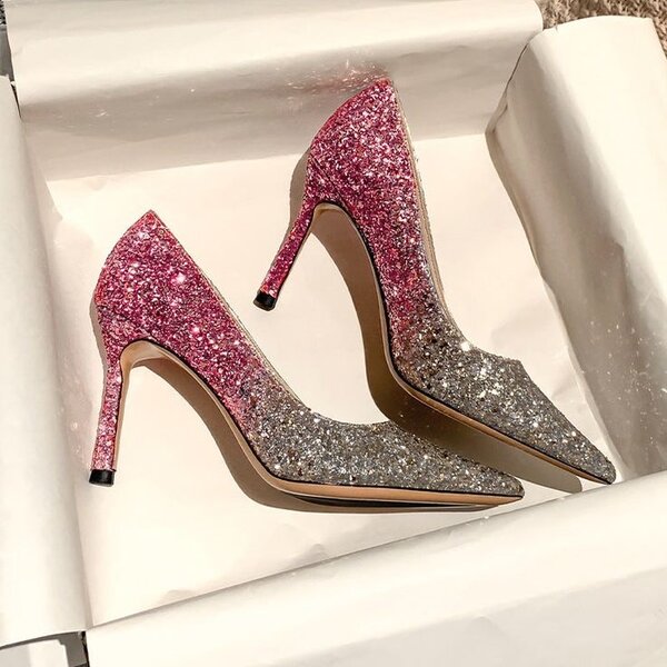 HEELS