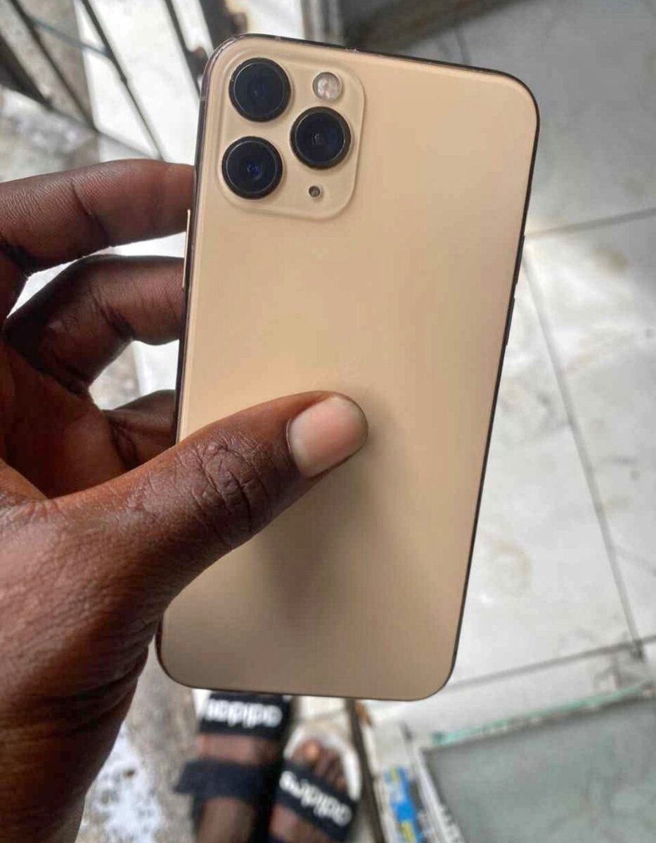 iPhone 11pro sans id