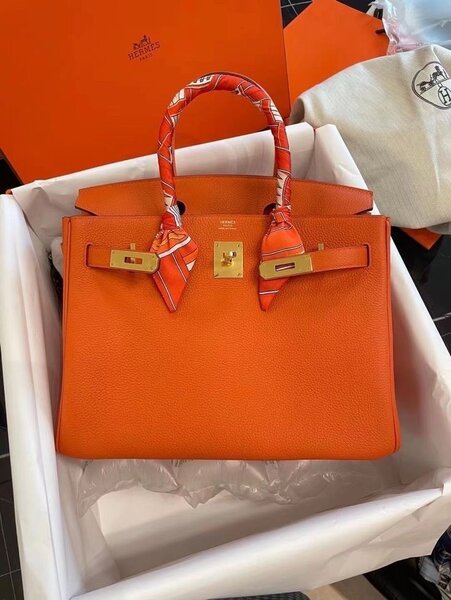 Ladies bag