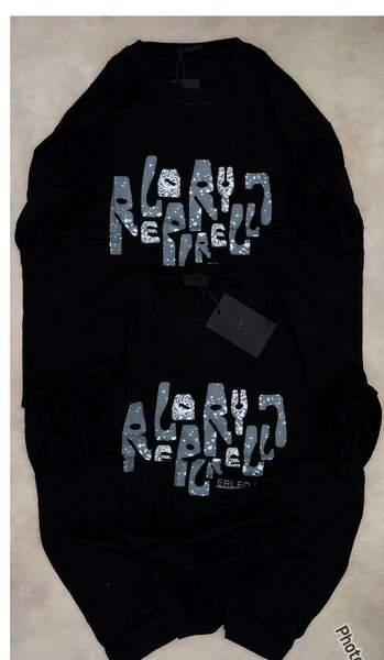 T- SHIRT