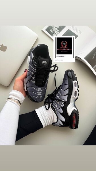 Basket NIKE TN