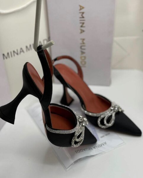 LADIES HEELS