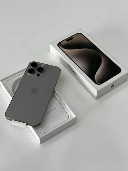 iPhone 15 Pro Max
