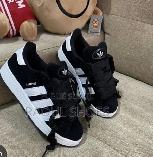 Adidas campus