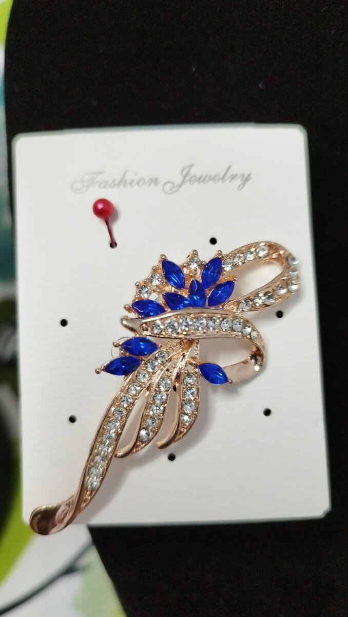 Broches pour femme