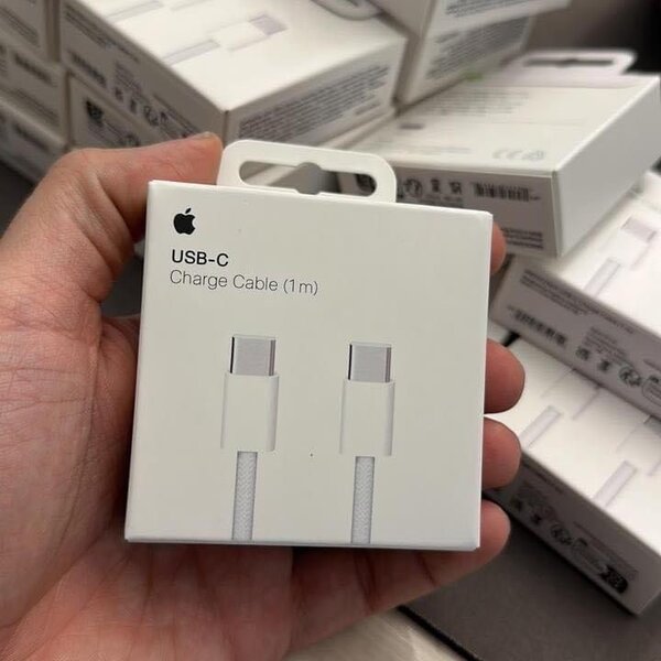 Chargeur IPhone 15 & 16 CE