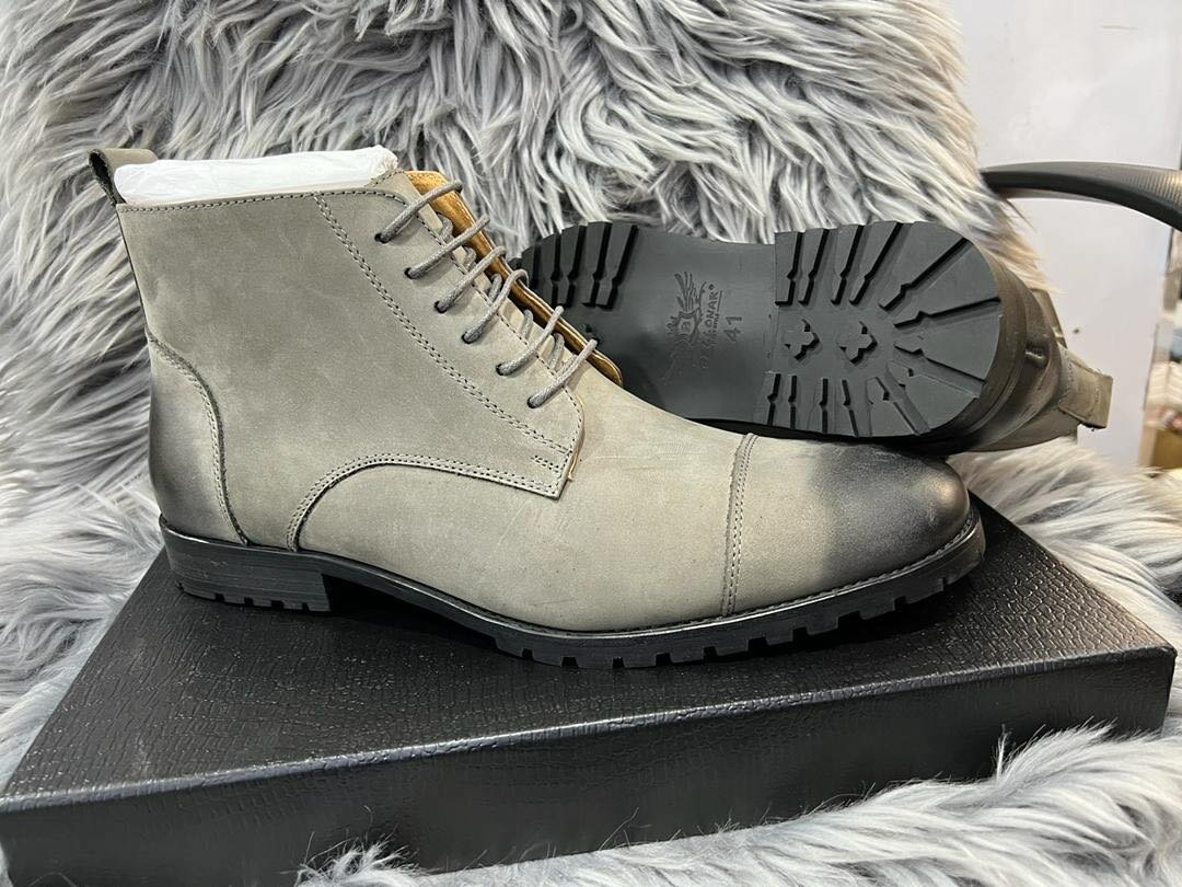 Dressing Boots