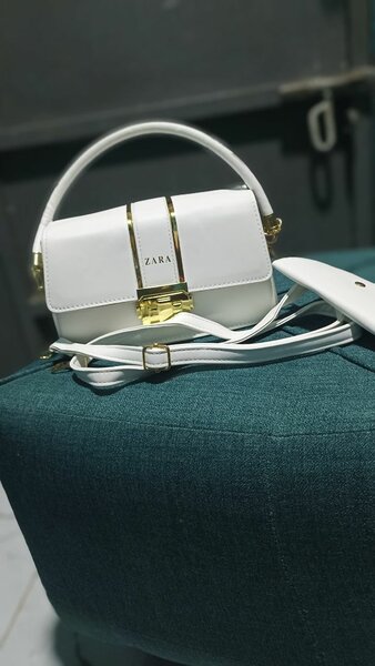Sac bandoulière élégant Zara