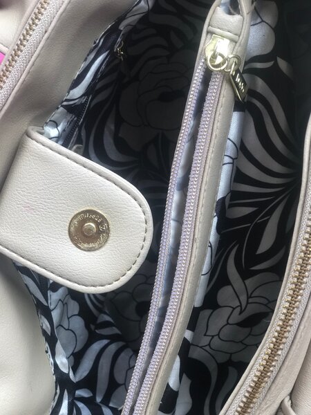 Thrift leather bag