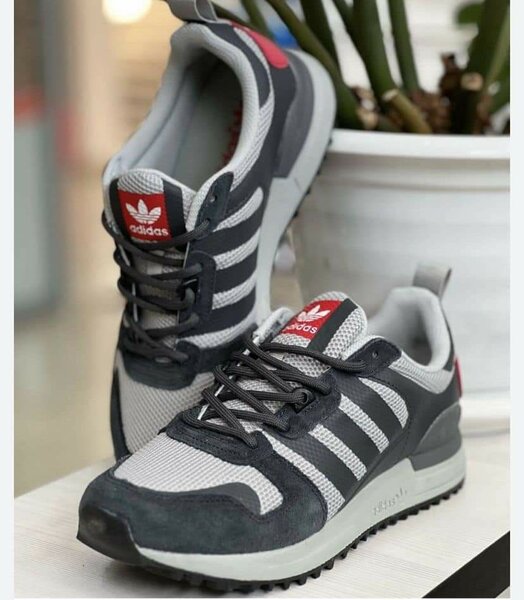 Adidas Chic