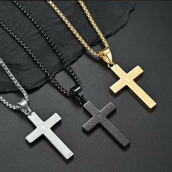 Men's fashion necklace