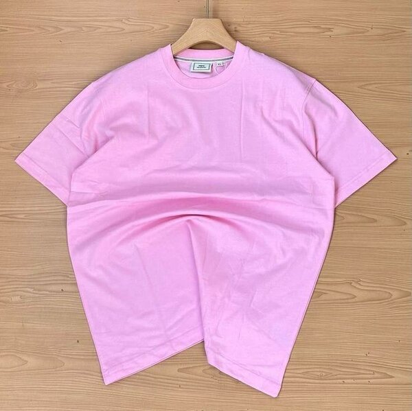 T-shirt rose unisexe confortable