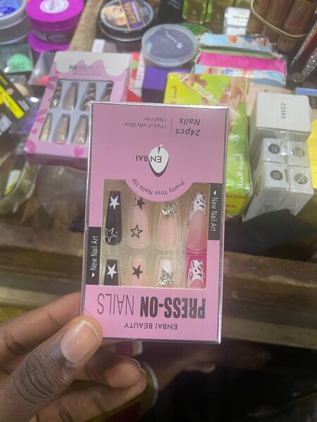 Faux ongles