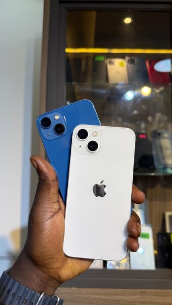 iPhone 13