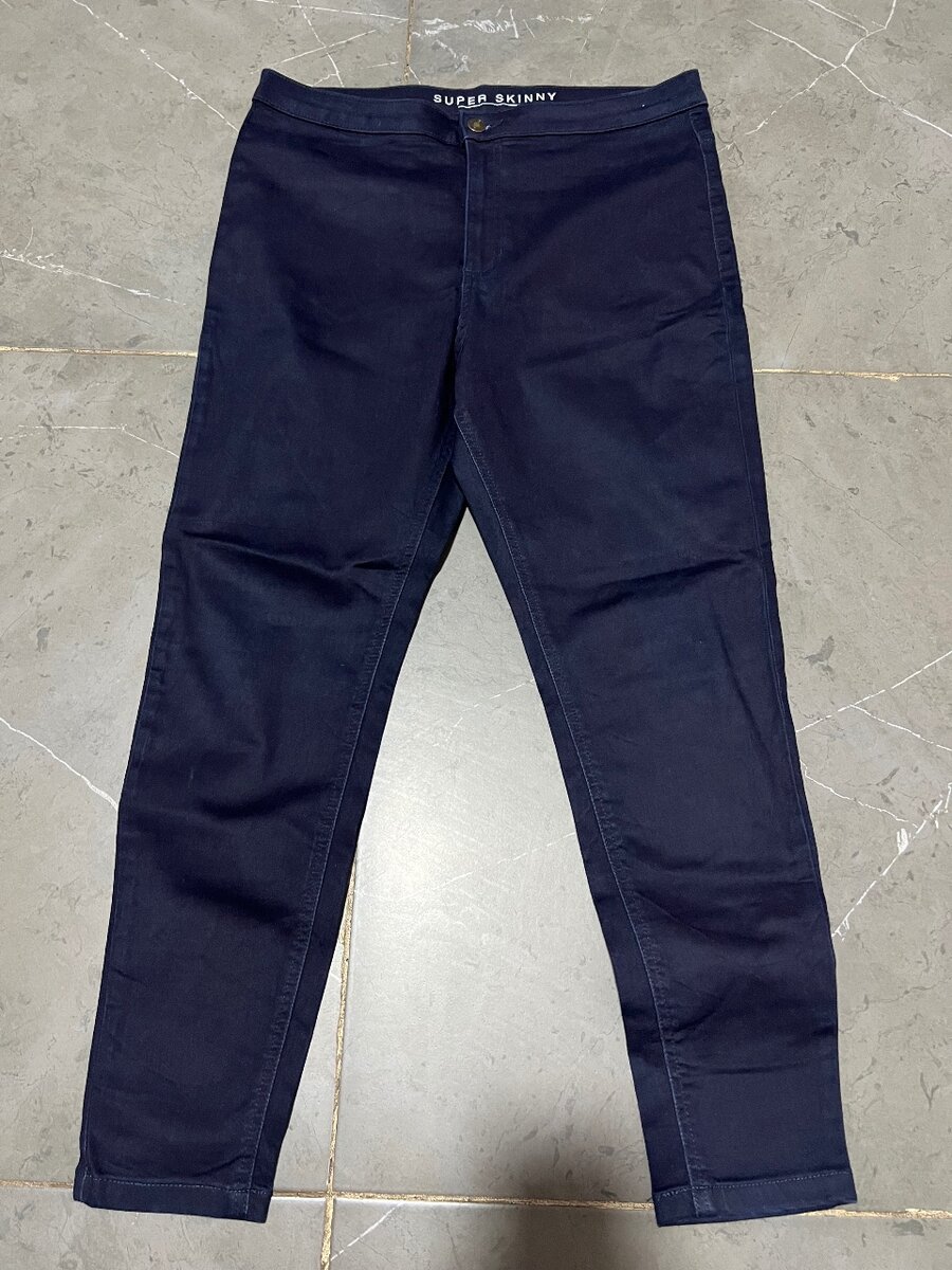 Skinny jeans