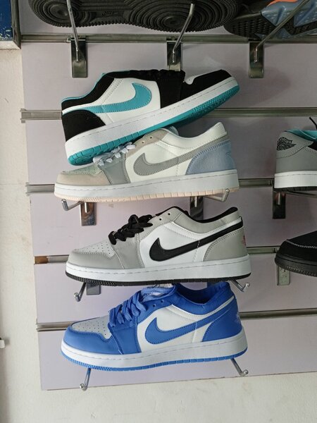 Nike Jordan 1