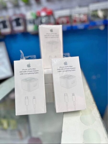 iPhone fast charger