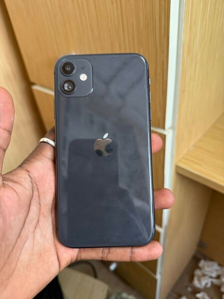 iPhone 11 simple