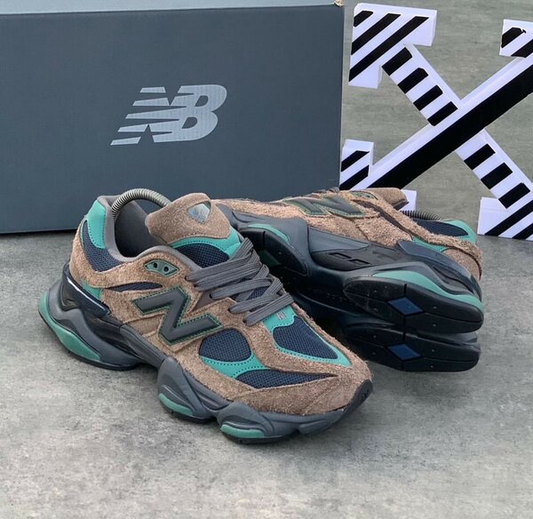 NEW BALANCE CLASSIC