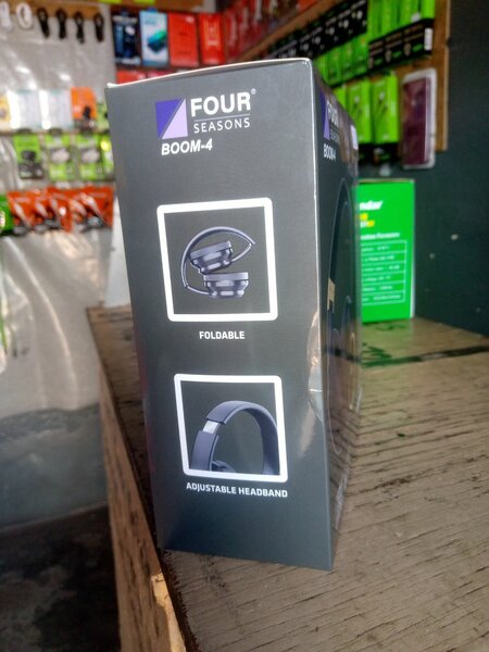 Boom 4 Headphones