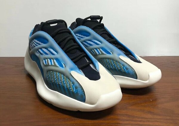 Sneakers Adidas Yeezy 700 V3 Azareth