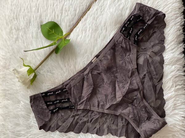 Ladies undies