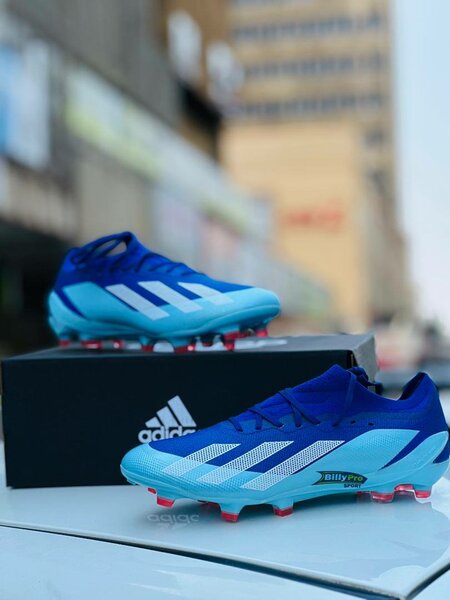 Soccer boots