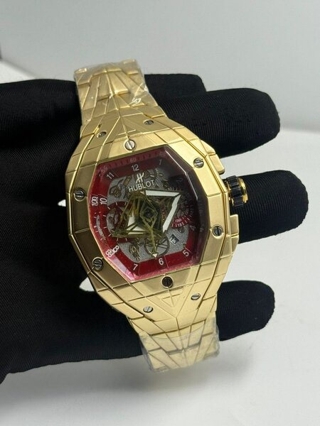 Montre homme luxe dorée
