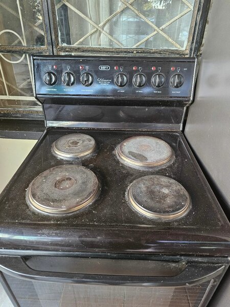 Defy 4 Plate Cooker