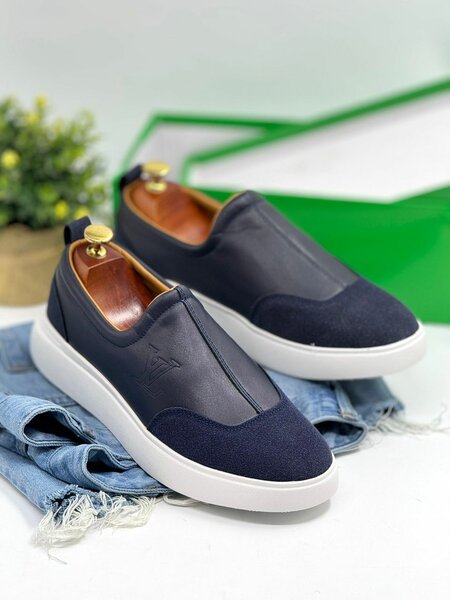 Fashion shoes