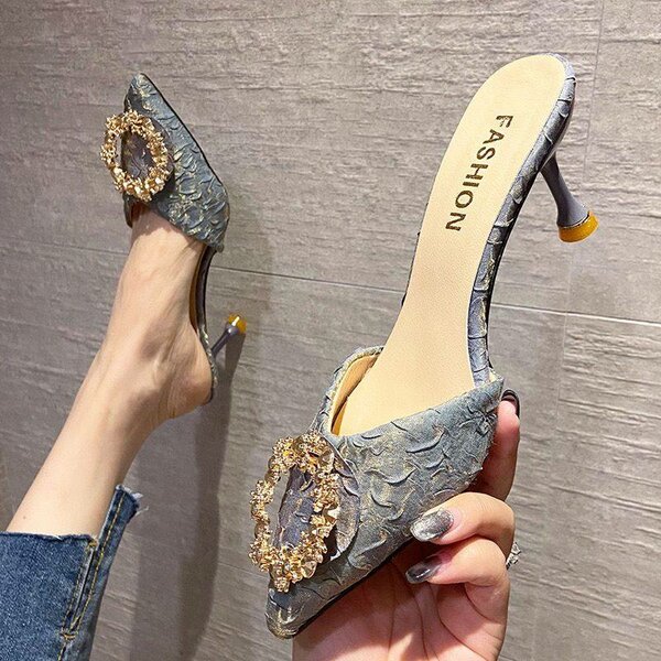 Mules à talon chic