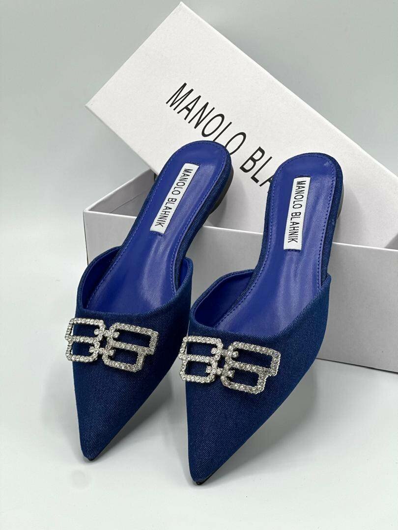 Ladies half shoes