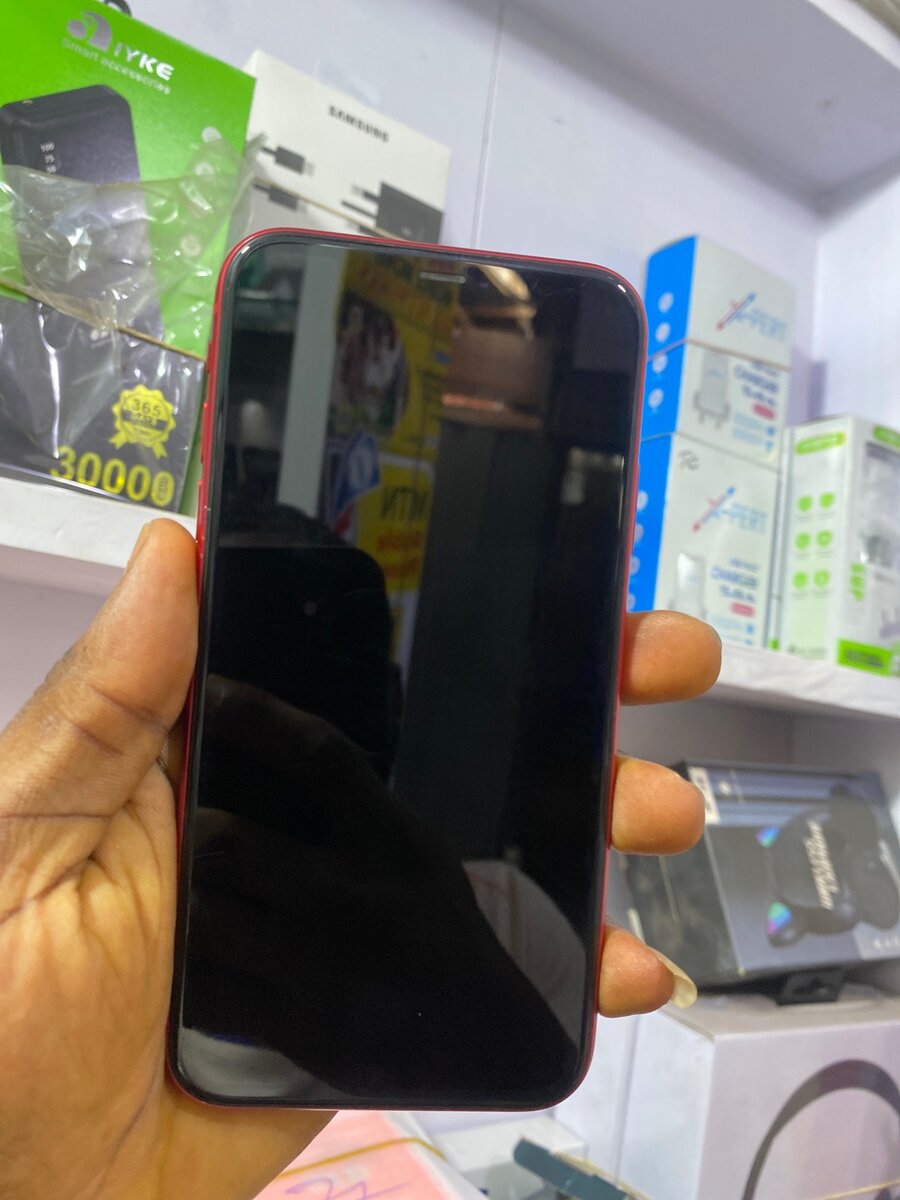 iPhone 11 64 gig