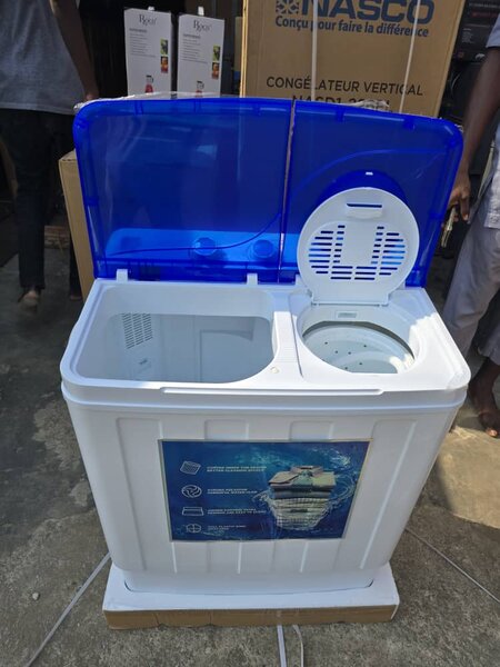 Machine à laver roch 8 kg  Lave , rince , essore