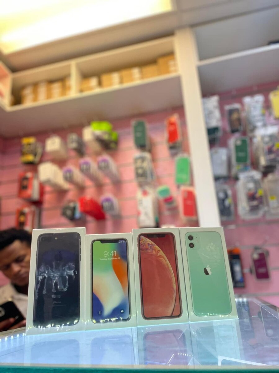 IPHONE