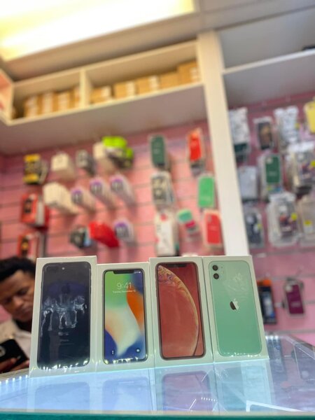 IPHONE