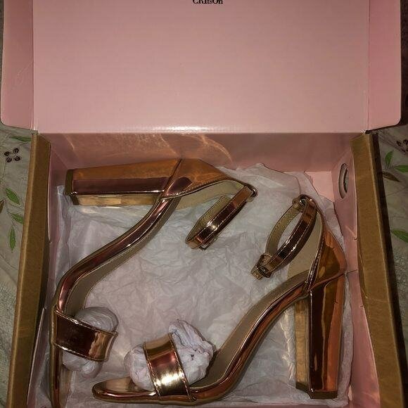 HEELS