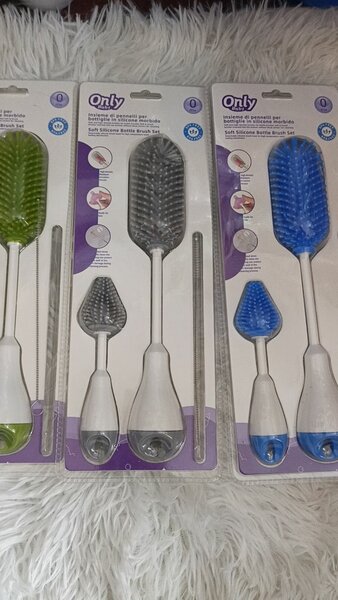 Brosse de nettoyage silicone