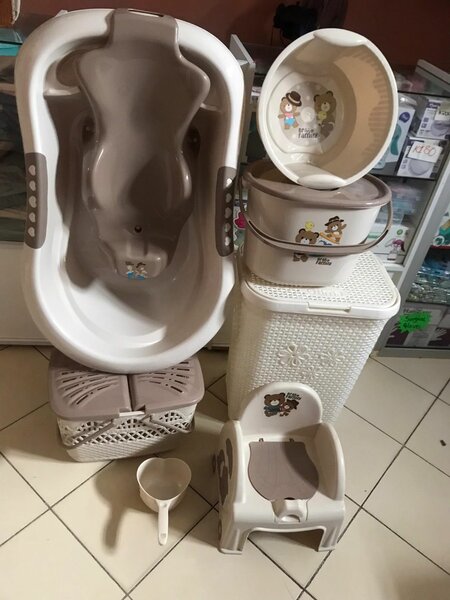 Bathtub set