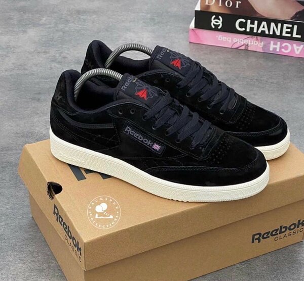 REEBOK CLASSIC