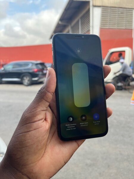 IPHONE X SIMPLE