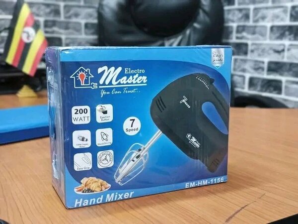 HAND MIXER