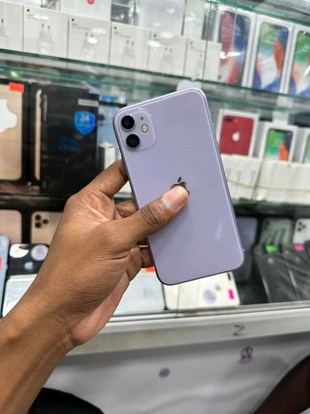 iPhone 11