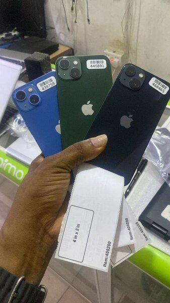 iPhone 13