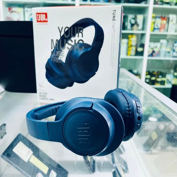 JBL 760BT WIRELESS HEADPHONES