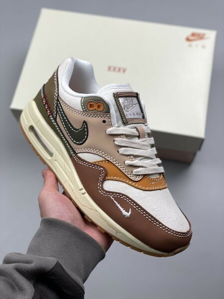 NIKE AIRMAX