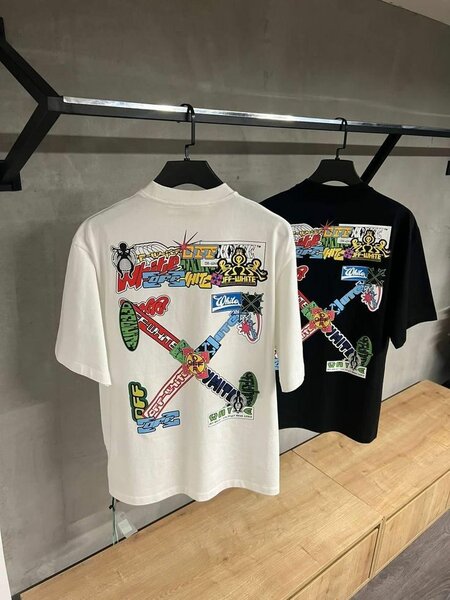 T-SHIRT