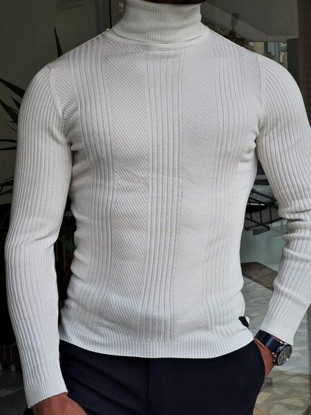 TUTLE NECK TOP