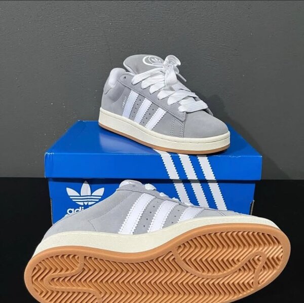 Adidas campus